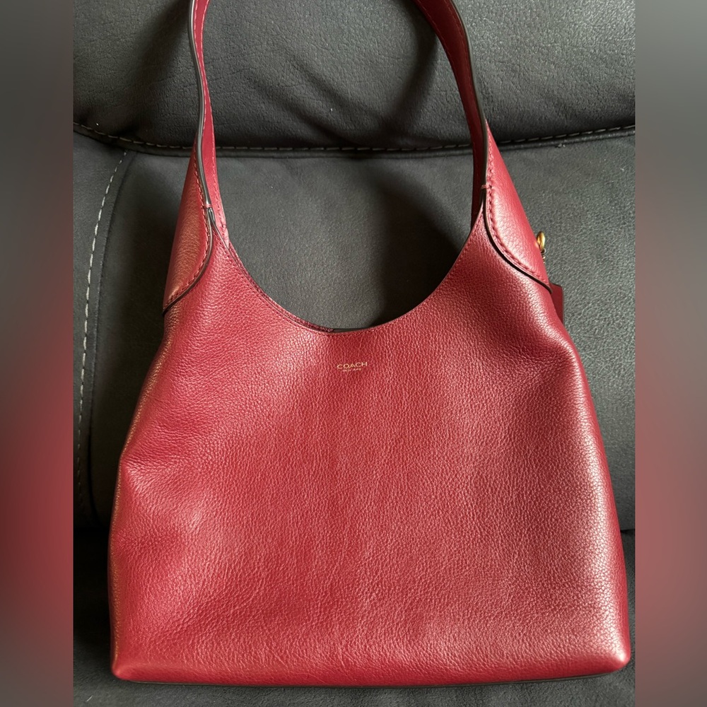 Coach Brooklyn 28 in Ruby